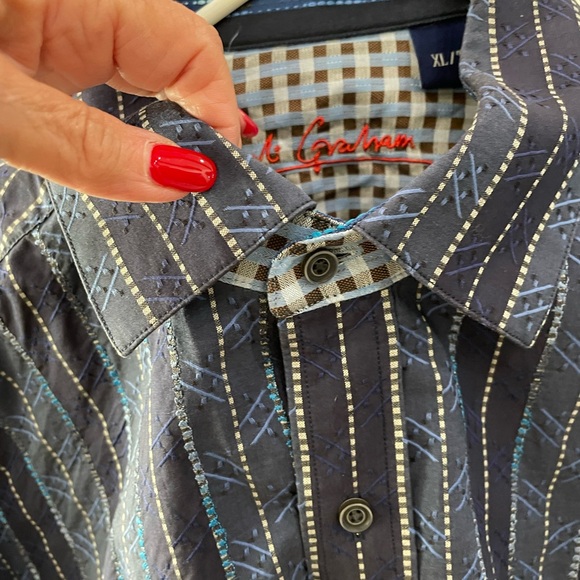 Robert Graham Men’s Navy Blue Long Sleeved Shirt. - Picture 6 of 6